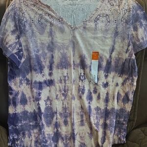 Stylish Purple and Cream Tie-Dye Short Sleeve Top